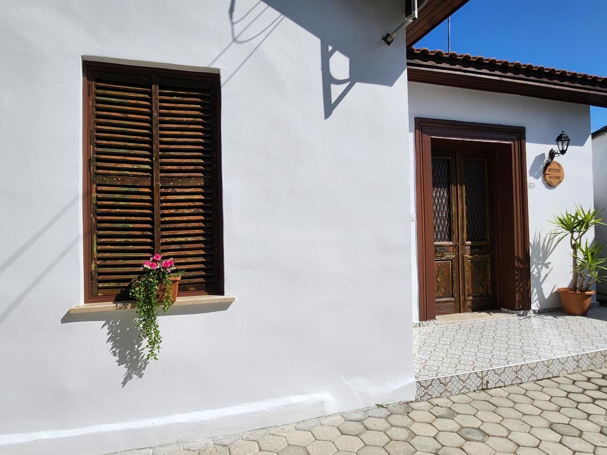 Mystic Guest House Famagusta فاماغوستا المظهر الخارجي الصورة